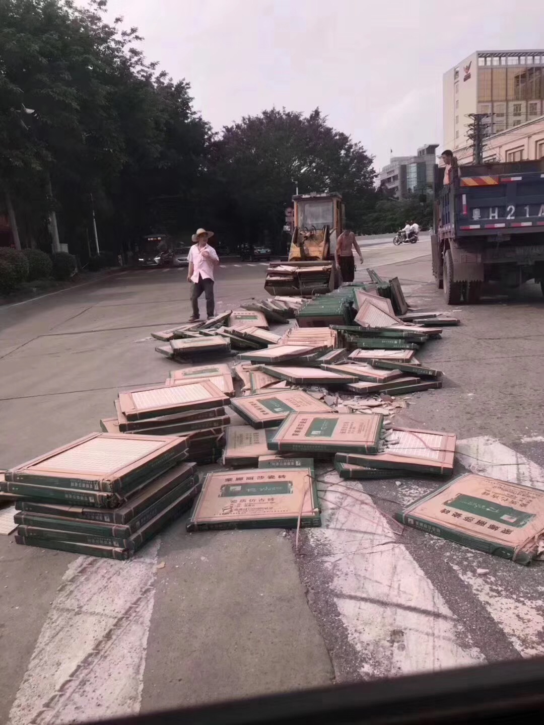 為什么收貨時(shí)出現(xiàn)少貨或者破損？